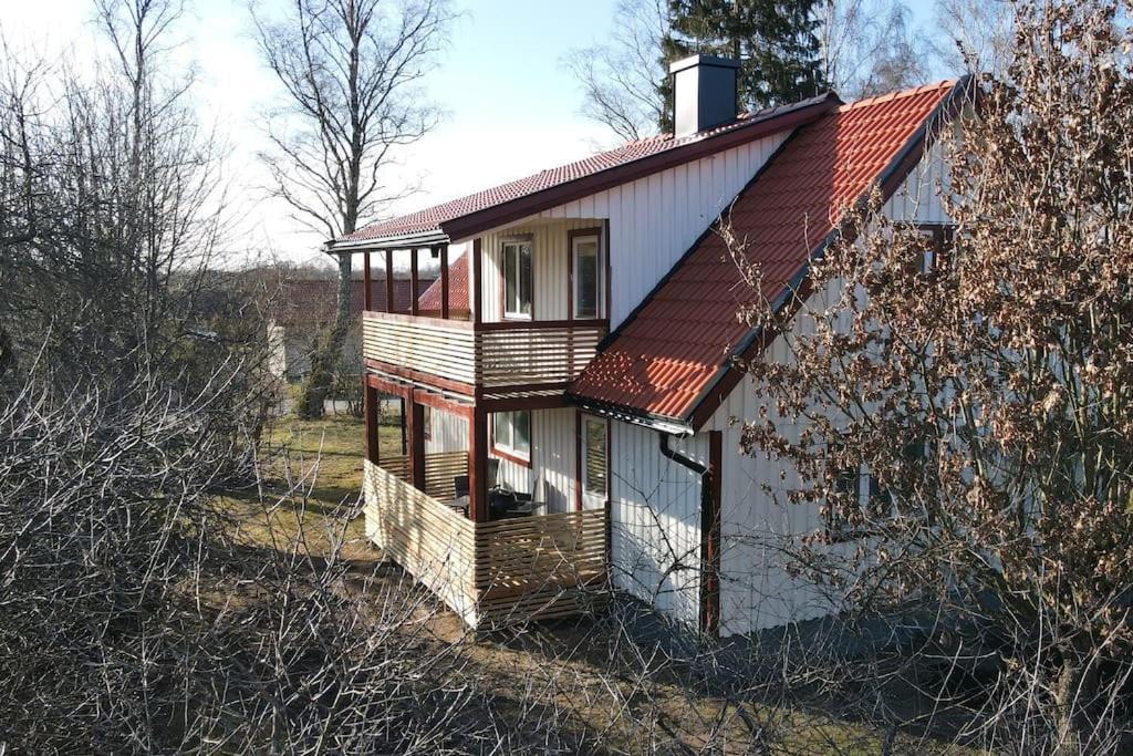 Lantlig Villa I Ljungbyhed Exterior foto